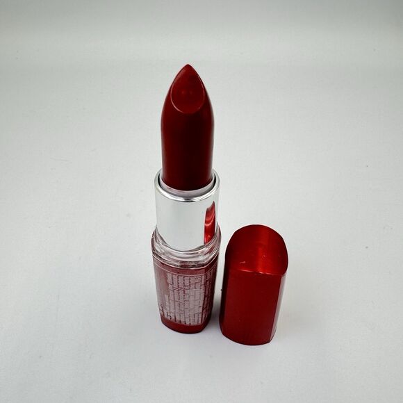 Maybelline MOISTURE EXTREME Lipstick Midnight Red E215. Brand New - Picture 1 of 3